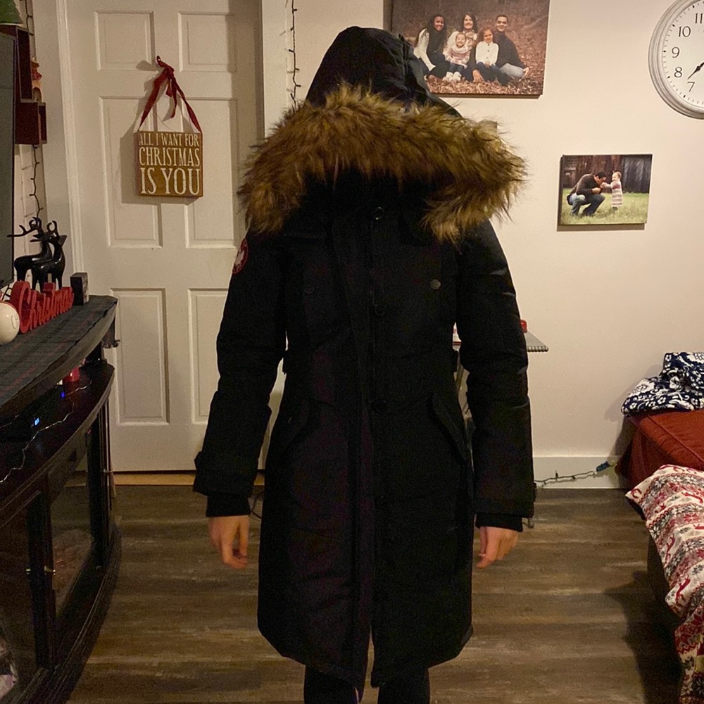 Woman’s size small Canada Weathergear jacket